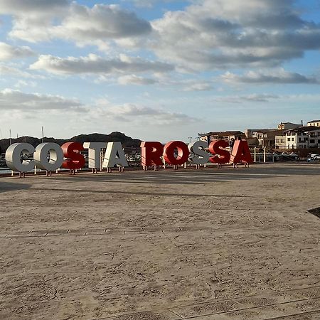 Tanca Della Torre Trilocale Vista Mare Lejlighed Isola Rossa Eksteriør billede