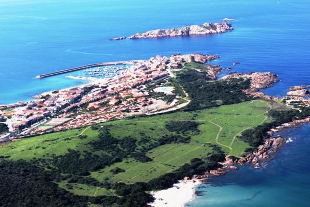 Tanca Della Torre Trilocale Vista Mare Lejlighed Isola Rossa Eksteriør billede